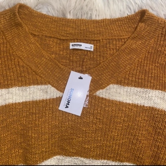 Plus Size 2X Sonoma Goods For Life Long Sleeve V-Neck Gold Striped Sweater - Picture 4 of 16